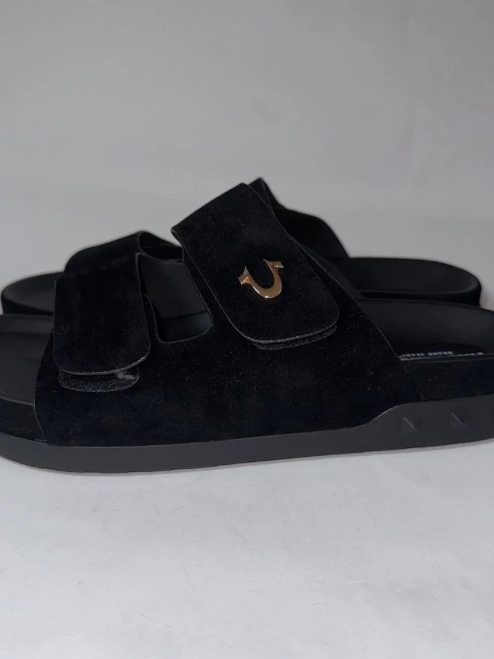 True Religion Men's Sean double-strap sandals in black,metal horseshoe logo hard